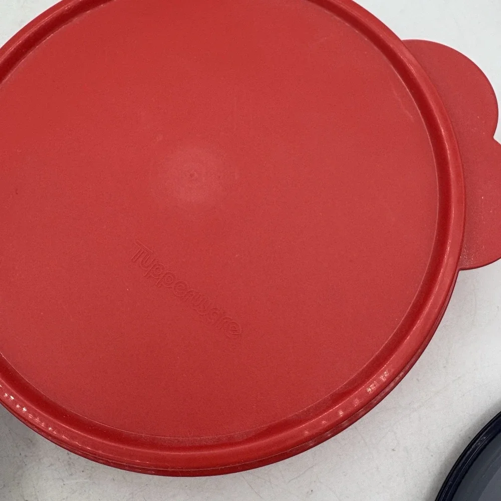 Tupperware Bowls Big Wonders 2 Cup Cereal 1 Red 2 Clear w Seal Lids Lot of 3
